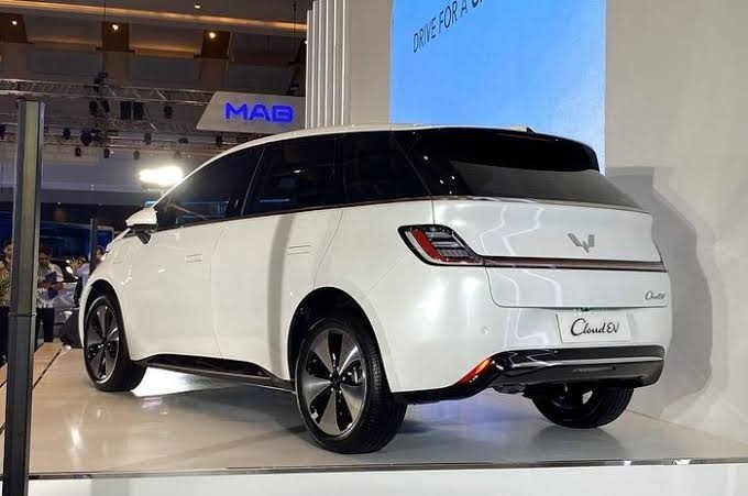 Wuling Cloud EV