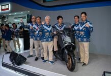 Yamaha Rilis XMAX Connected TechMAX Tercanggih di IMOS 2025, Fitur Makin Gokil!