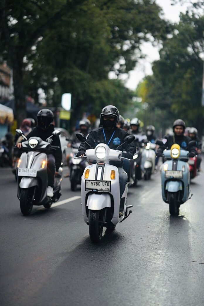 Grebek-Sekre-Vol-3-Yamaha-Jabar-Sambangi-Fazzio-Owner-Club-Indonesia-Chapter-Bandung-Raya-Dalam-Nuansa-Halalbihalal-2.jpeg