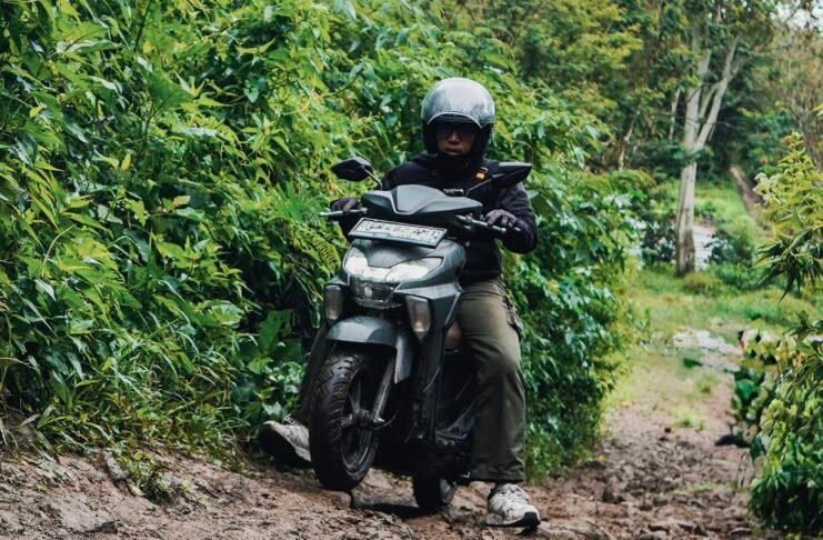GEAR ULTIMA Buktikan Ketangguhan, Tembus Kaki Gunung Sinabung Saat Hujan dan Jalur Ekstrem