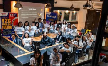Serunya Y2C Tour de Radio, Yamaha Ajak Gen Z Intip Dunia Broadcasting