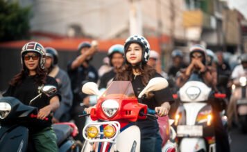 Classy Ketemu Kustom! Yamaha Jabar Bikin Cirebon Makin Pecah