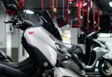 Jangan Asal Servis! Biar Motor Tetap Enak Dipakai, Cewek Wajib Tahu Ini