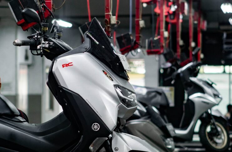 Jangan Asal Servis! Biar Motor Tetap Enak Dipakai, Cewek Wajib Tahu Ini